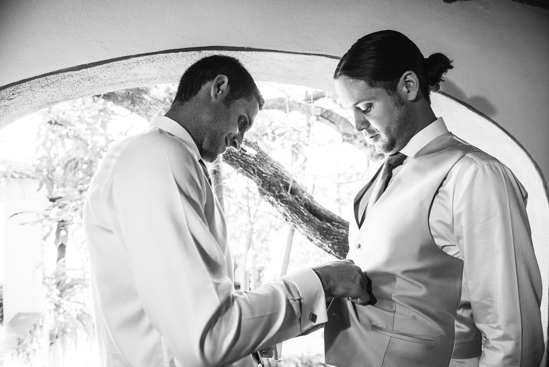 sardinia-wedding-photographers-su-gologone-oliena-031